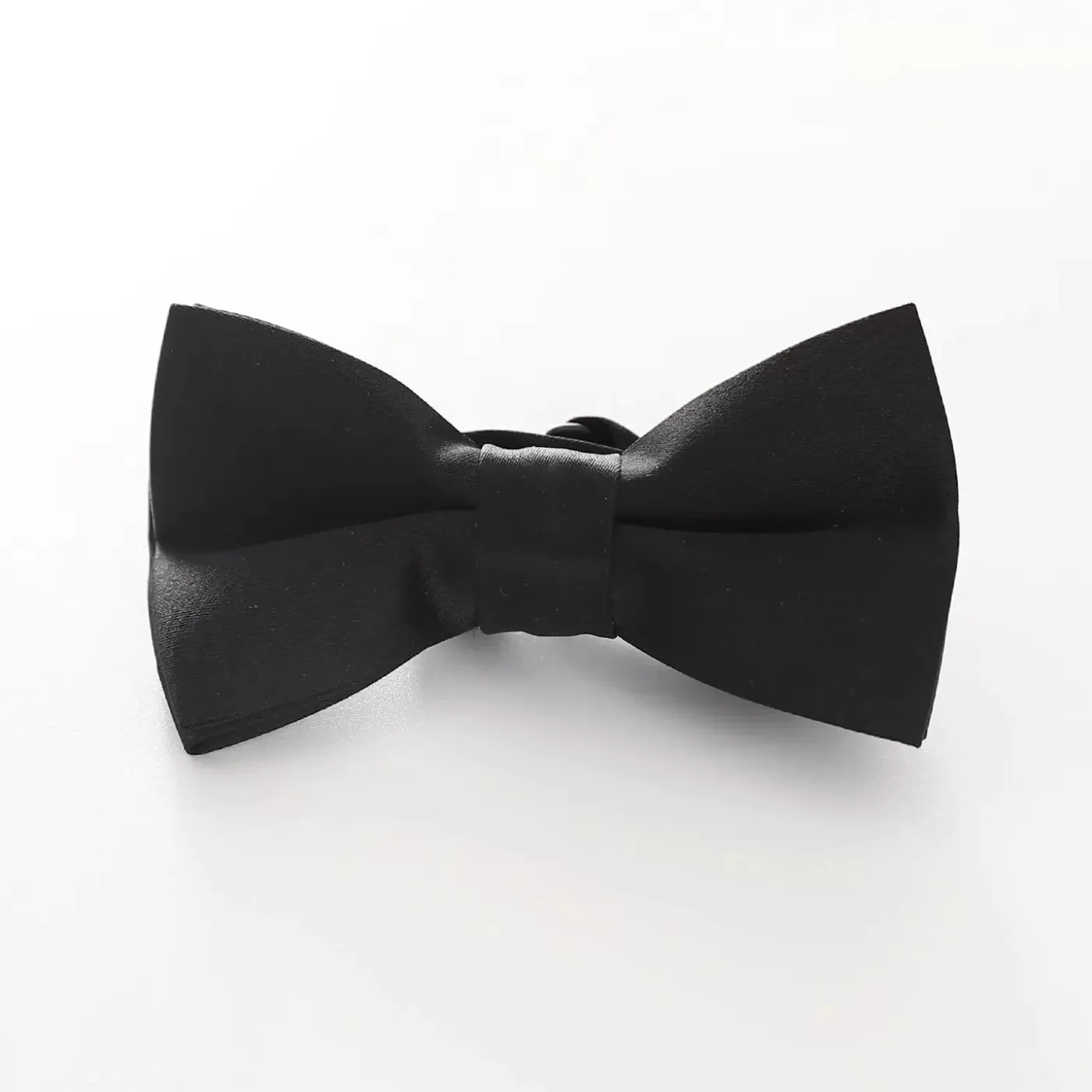 Ollies Place Boys' Formal Bow Tie - Black< Bows, Ties & Suspenders