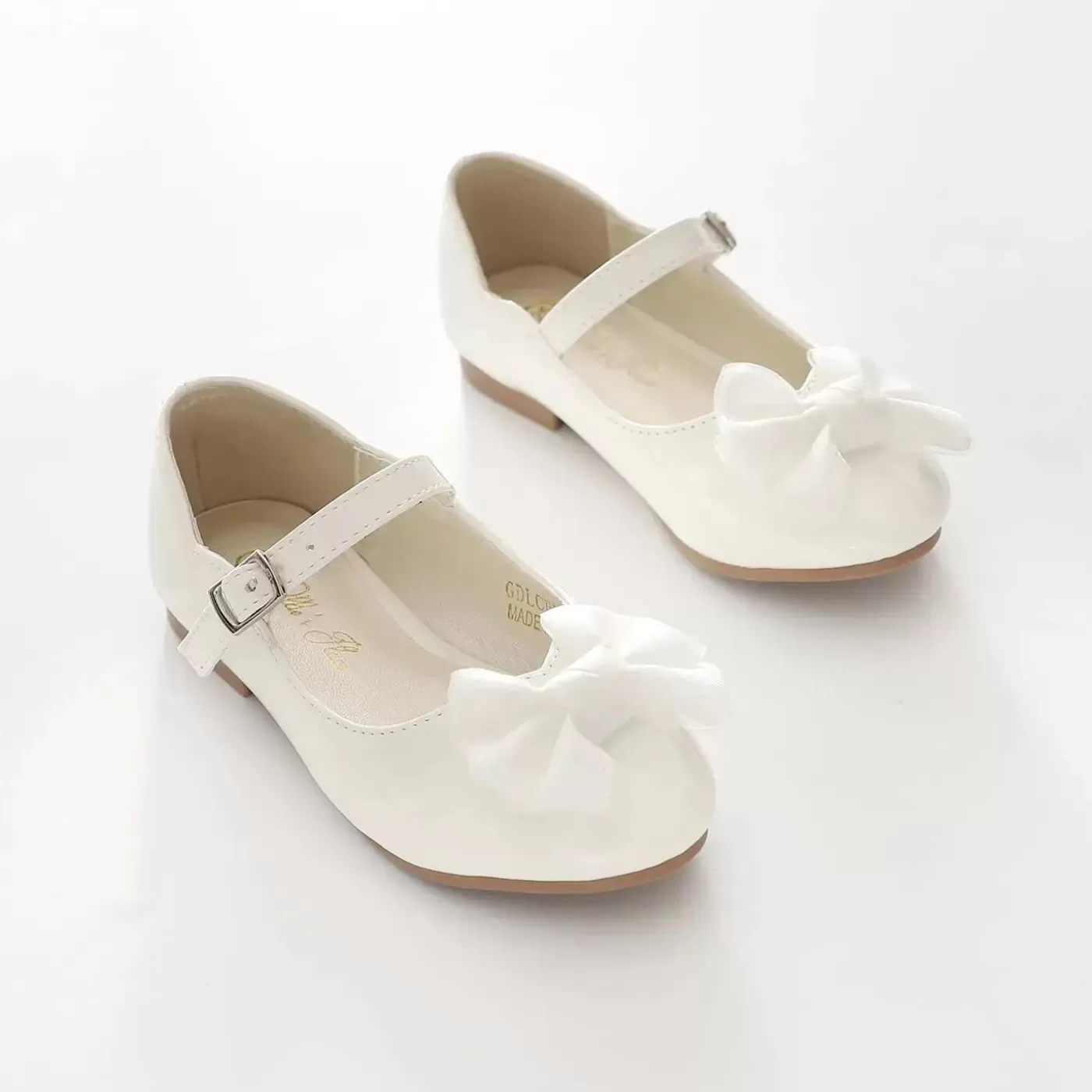 Ollies Place Girl's Patent Ivory Shoes< Accessories | Accessories