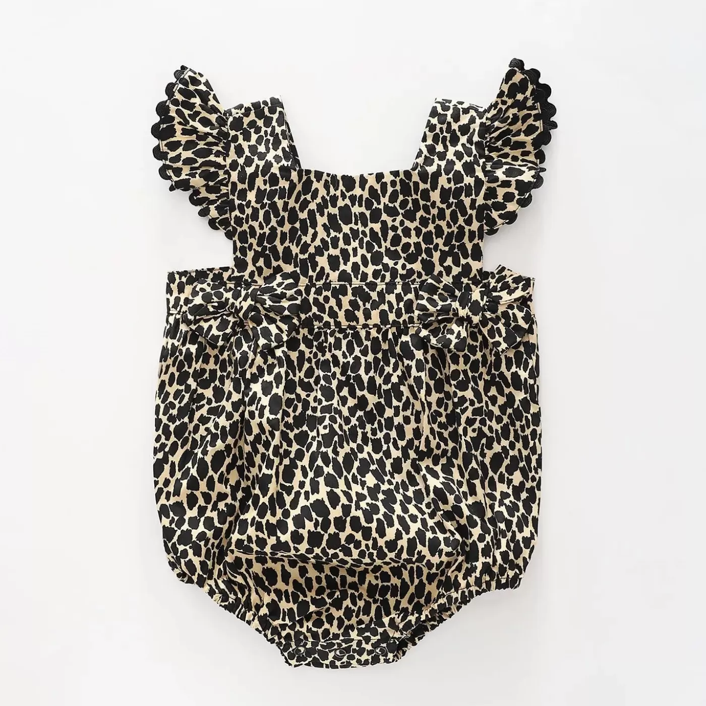 Ollies Place Leopard Sunsuit< Overalls & Sets