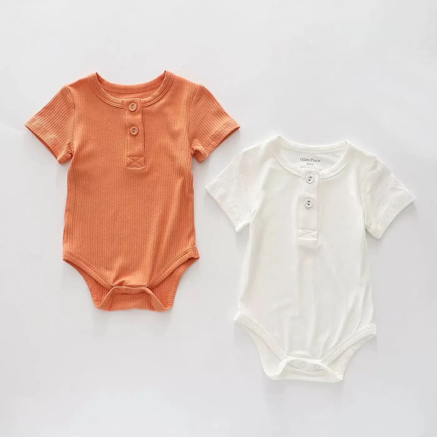 Ollies Place White and Rust 2pc Bamboo Bodysuit Set<BOY Bodysuits